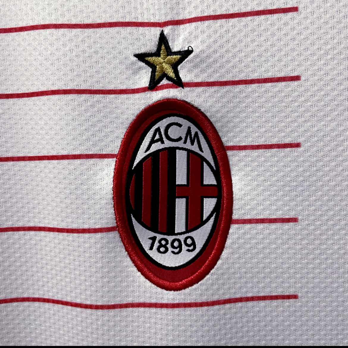 AC milan 2024 extérieur