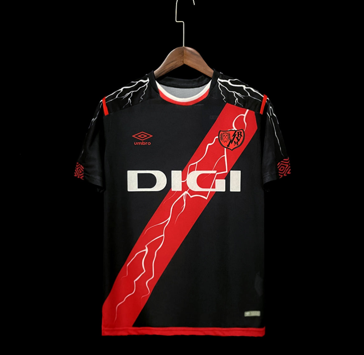 Rayo Vallecano 2022 extérieur