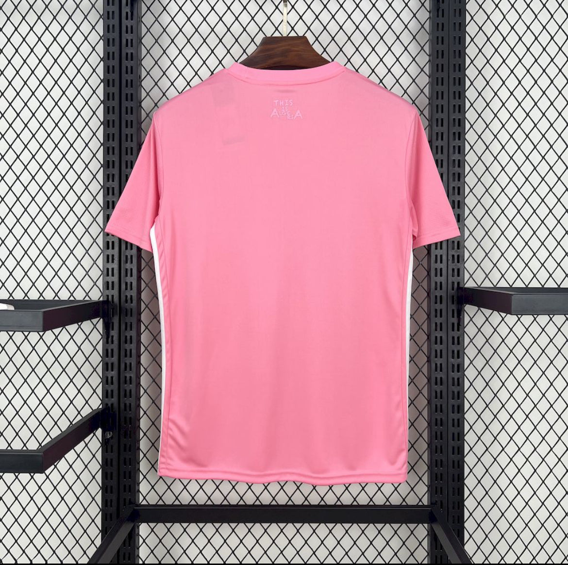 Algérie 2025 édition rose