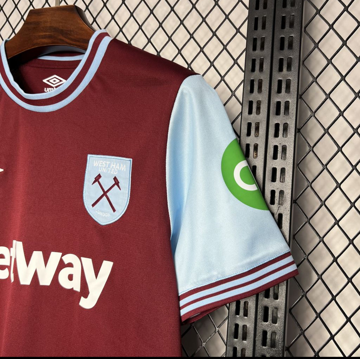 West Ham 2025 domicile