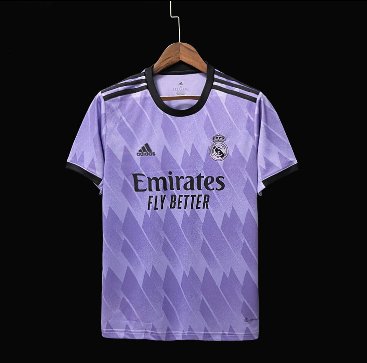 Real Madrid 2023 extérieur
