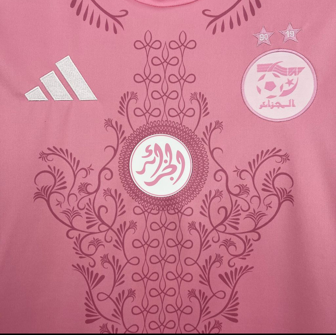 Algérie 2025 édition rose