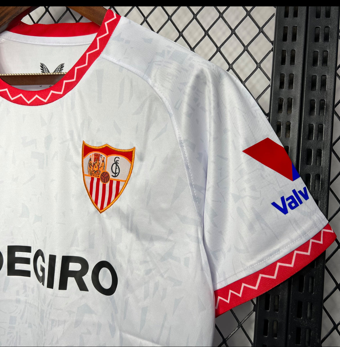 Seville 2025 domicile