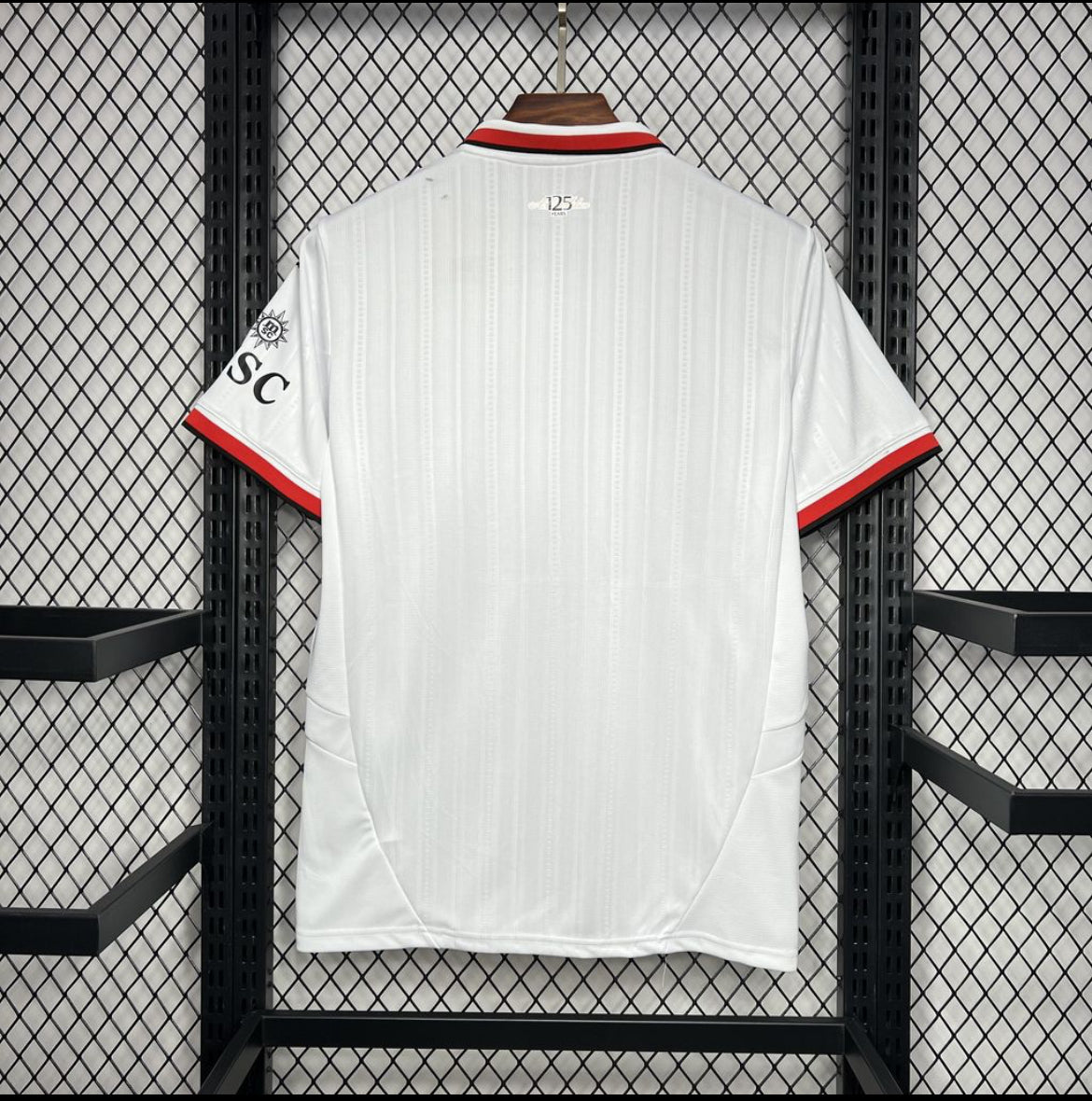 AC milan 2025 extérieur