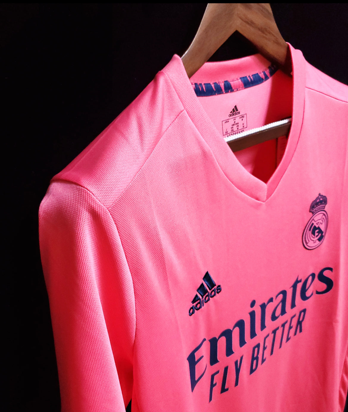 Real Madrid 2021 extérieur