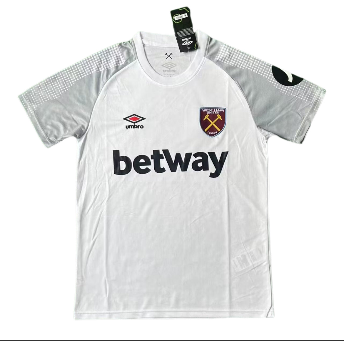 West Ham 2025 extérieur