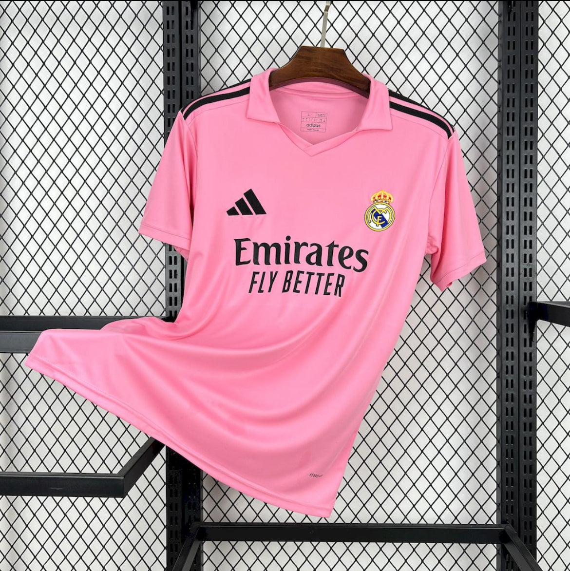 Real Madrid 2026 édition rose