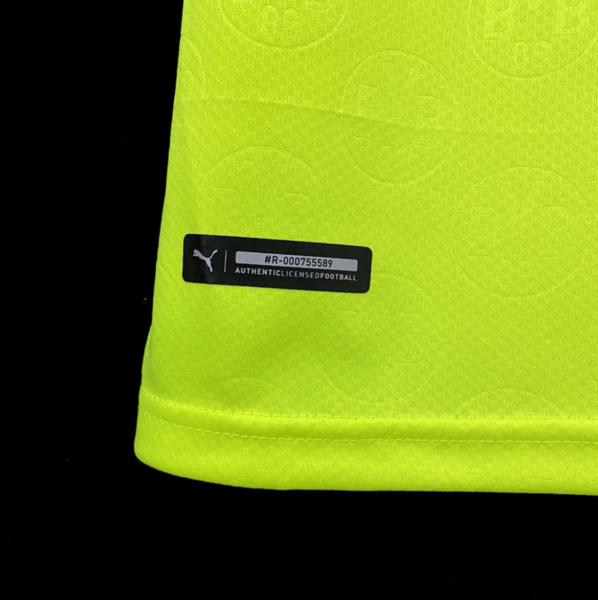 Borussia Dortmund 2022 Third